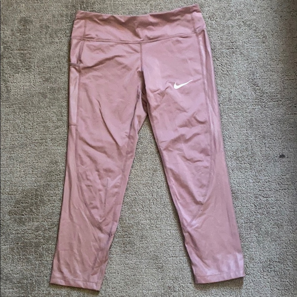 Nike dry fit Capris leggings